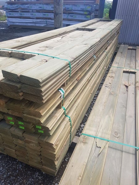 150x50 H4 TG&V Retaining Timber Carousel 2
