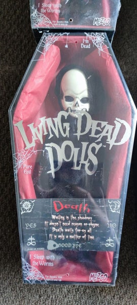 Living Dead Doll - Series 15 Carousel 1