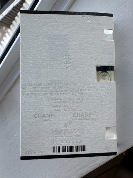 NEW AUTHENTIC CHANEL PARIS - BIARRITZ LES EAUX DE CHANEL EDT 1.5ML SAMPLE Carousel 3