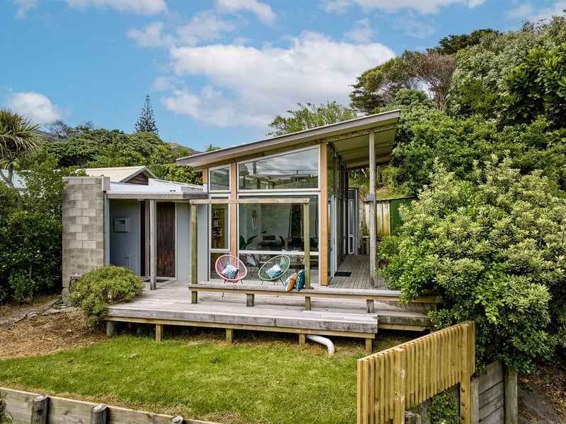 4 Tangahoe Street, Paekakariki, Kapiti Coast, Wellington