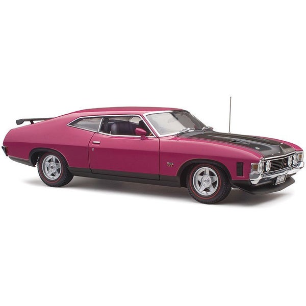 1/18 XA Falcon Coupe RP083 Wild Plum Carousel 1