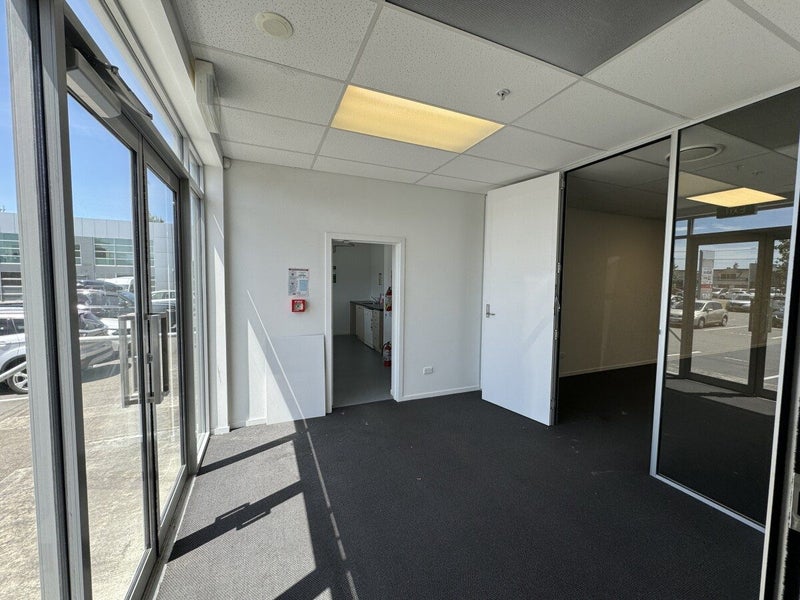 Unit 3, 567 Wairakei Road, Burnside, Christchurch City, Canterbury