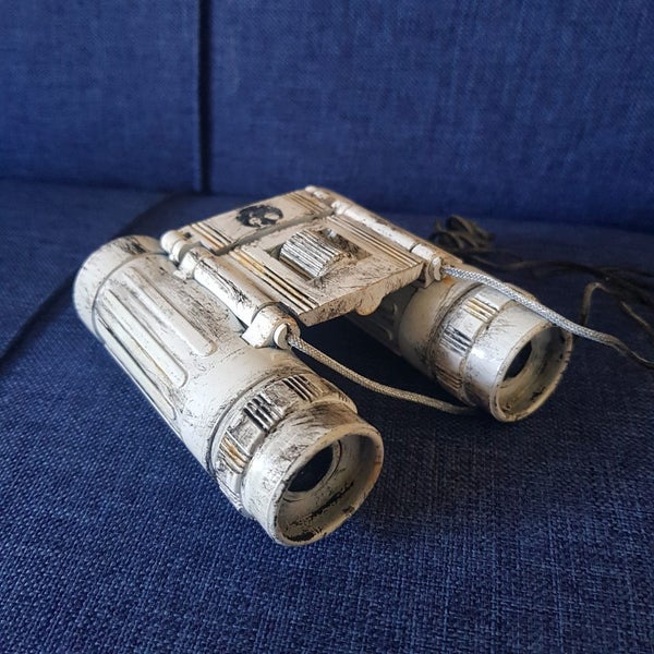 Stormtrooper binoculars Carousel 2