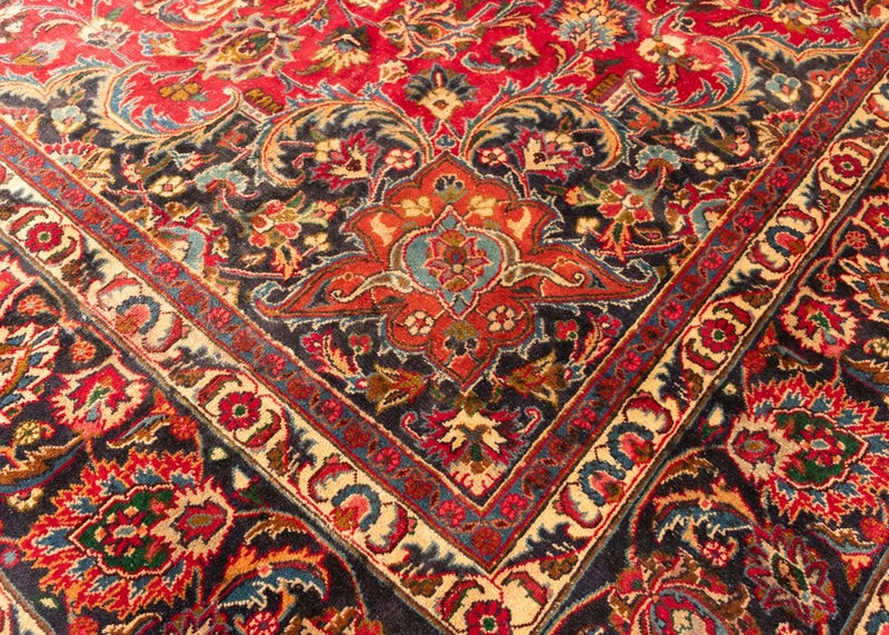 Vintage Khorasan Hand-Knotted Wool Persian Rug (Size: 295 X 390 CM) Carousel 8