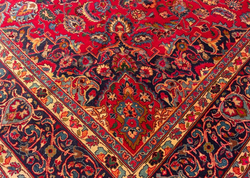 Vintage Yazd Hand-Knotted Wool Persian Rug (Size: 300 X 380 CM) Carousel 9