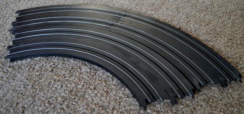 TYCO AFX SLOT CAR TRACKS - 4 Lane 1/4 Curve Carousel 2
