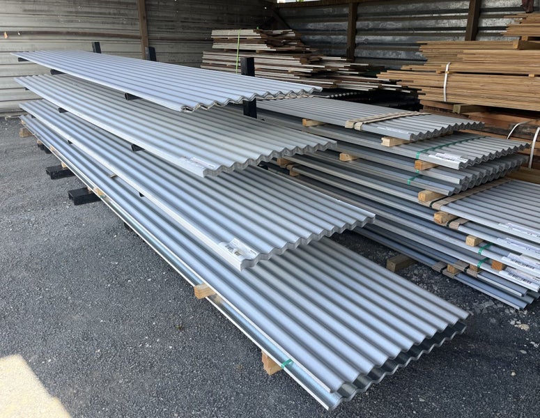 NEW 6.0m Corrugated Zinc Roofing Carousel 2