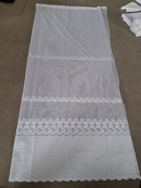 Net Curtains, Excellent Condition Carousel 1