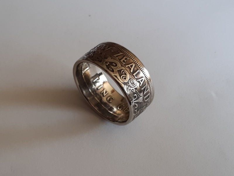 Coin Ring - N.Z. Half Crown. Carousel 2