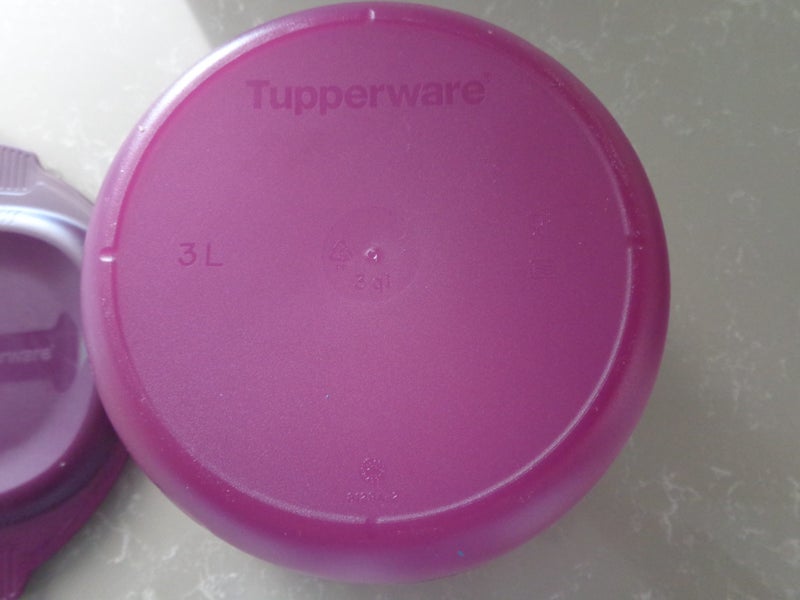 Tupperware microwave pasta maker Round NEW Carousel 4