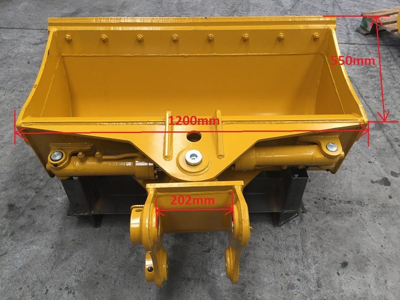1500mm wide Tilt Bucket for Komatsu PC60 or similar (Black colour) Carousel 1