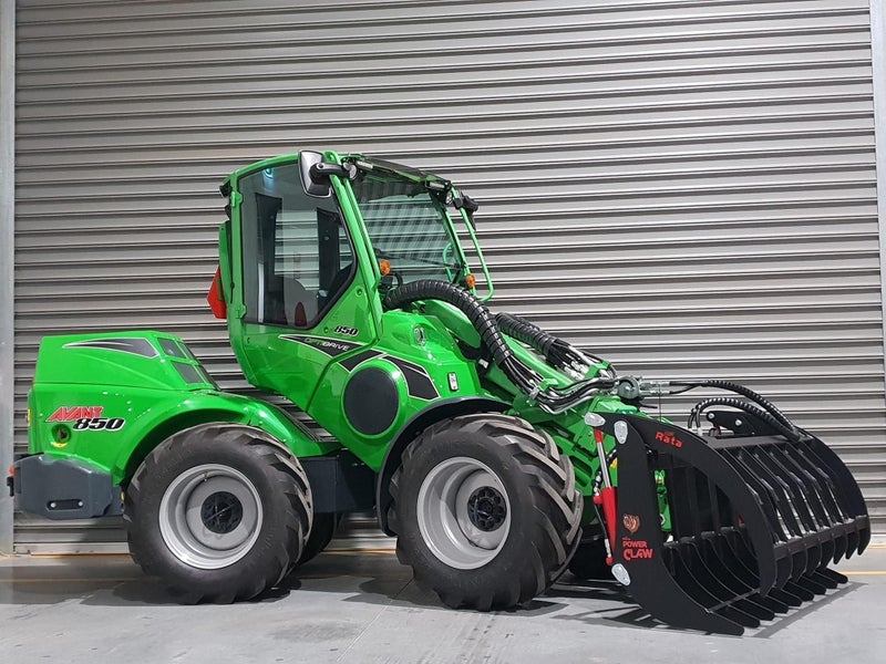 Avant 850 Loader Carousel 2