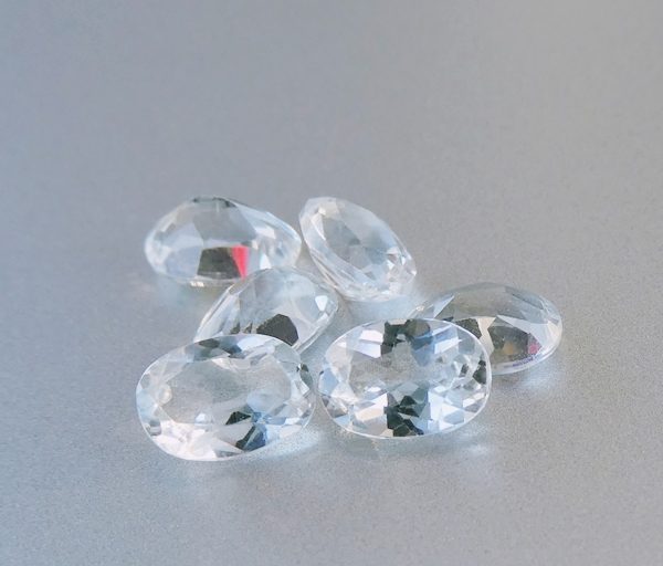 6.85CT GORGEOUS BIG WHITE OVAL TOPAZ LOT 7PCS Carousel 1