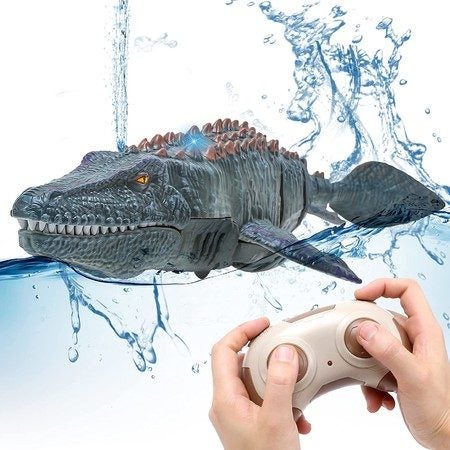Remote Control Toy for Kids,Diving Toys RC Boat with Light and Spray Water Carousel 1