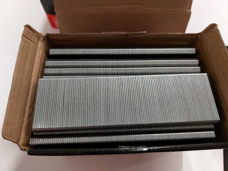 18G 90 series 32mm CP Staples Galvanised 5000 pack Carousel 1