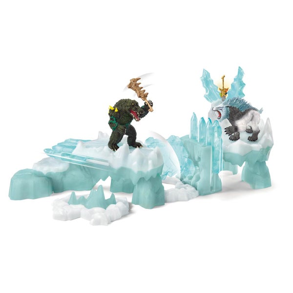Schleich Attack On Ice Fortress Carousel 1