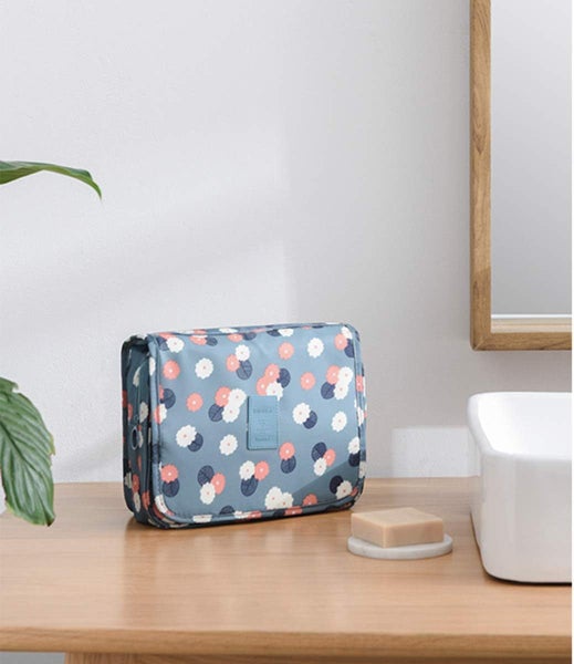 Hanging Toiletry Bag Women Ladies Wash Bag Unisex Cosmetic Bag Travel Bag Carousel 5