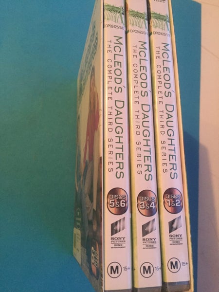 McLeod's Daughters: The Complete Third Series (Boxed Set) Carousel 3