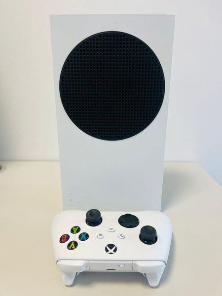 Xbox Series S 512GB Carousel 2