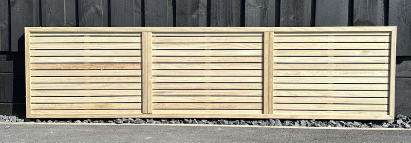 500 x 2400 5mm Gap 3 Panel Trellis Fence Topper Framed Carousel 1