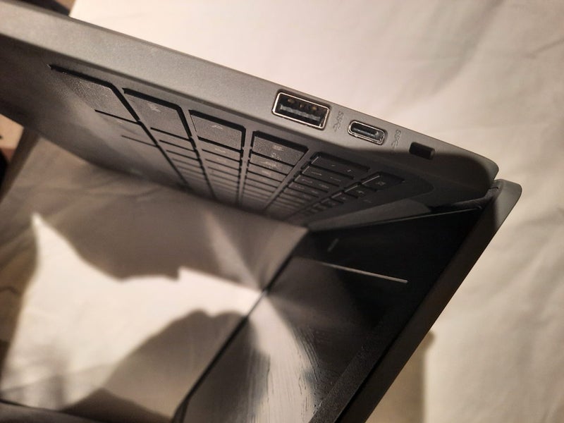 HP Chromebook 11 G8 EE Carousel 1
