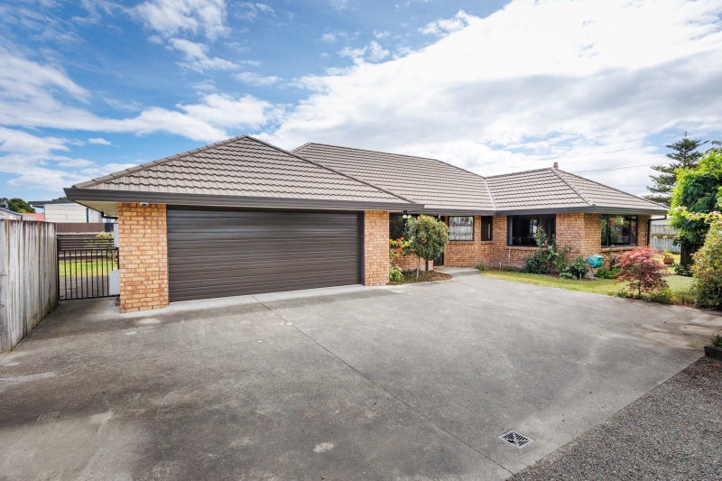 31 Charles Cross Street, Longburn, Palmerston North, Manawatu / Whanganui