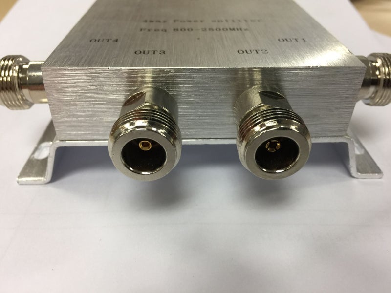 YAGI N Type 4 Ways Splitter One in Four Out 800-2500MHz Carousel 3