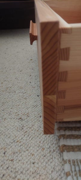 Dovetail redwood outdoor seat/set of drawers Carousel 2