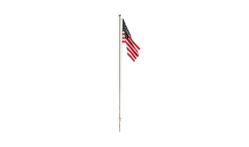 Woodland Scenics US Flag - Pole Large Carousel 2