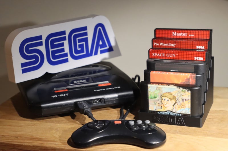 6x Sega Megadrive / Mastersystem Cart Stand - Mahi Atu 3d Carousel 1