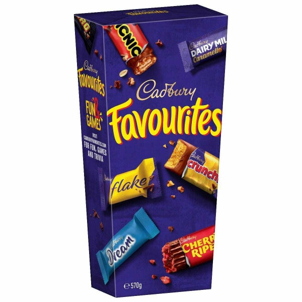 Cadbury Favourites Chocolate Gift Box 570g Carousel 1