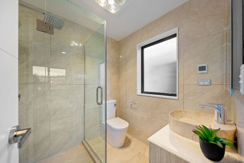 Flat Bush, 2 bedrooms64757439496577113