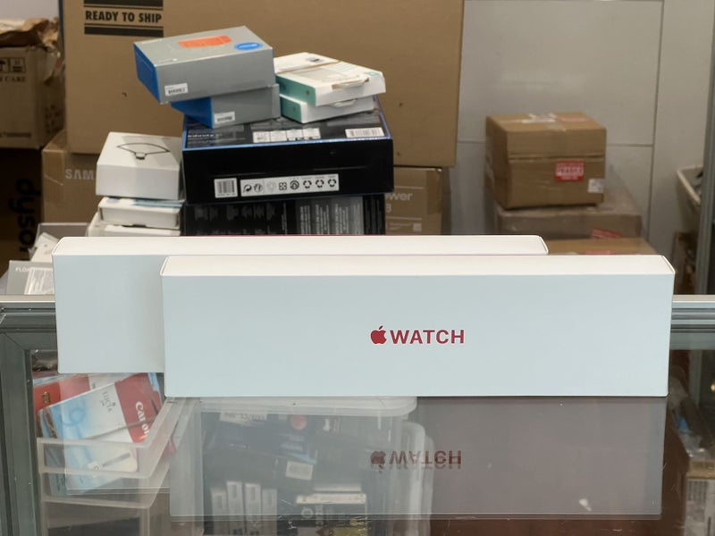 Apple Watch Series 8 (GPS + Cellular) 41mm RED Aluminium Brand New + Afterpay Carousel 7
