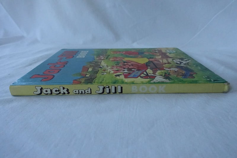 Jack and Jill Book 1974 (SKU BK11) Carousel 2
