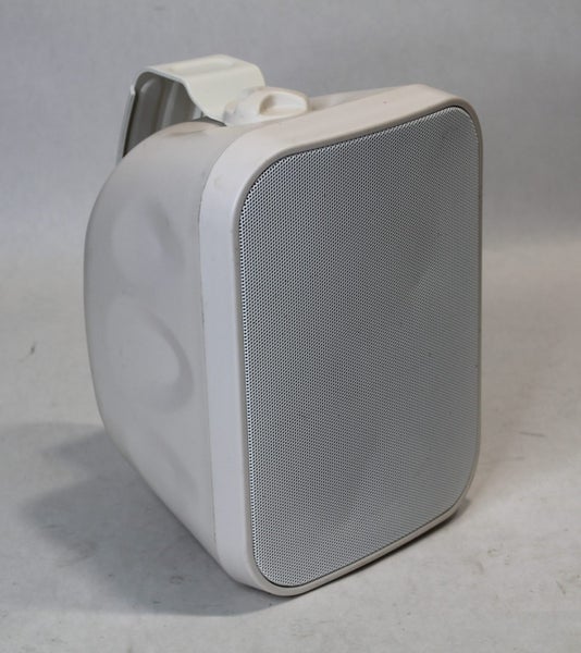 Lumi Audio 5.25" High Performance Weather-Resistant Wall Speaker Carousel 2