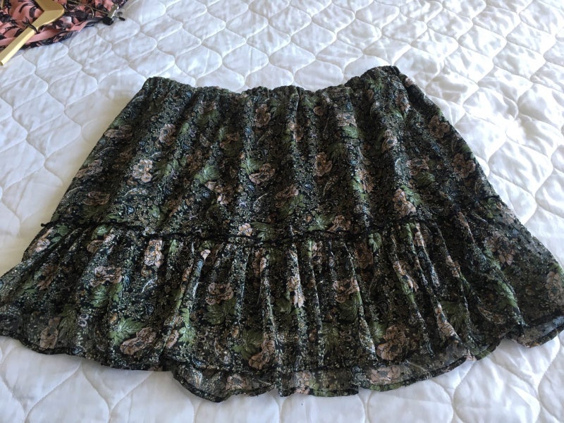Cotton On Brand, Multi Coloured Short Skirt, Size 24. Carousel 10