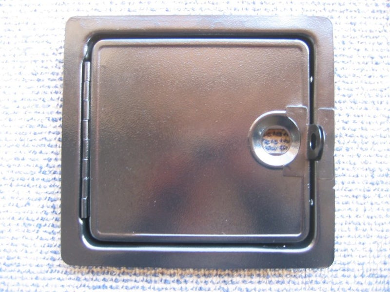 Arcade cabinet coin cash door Carousel 1