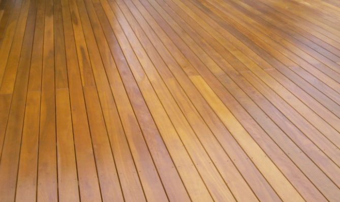 Eucalyptus Hardwood Decking 90x20mm DAR Carousel 1