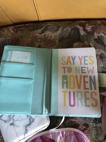 Travel pack62867852075778111