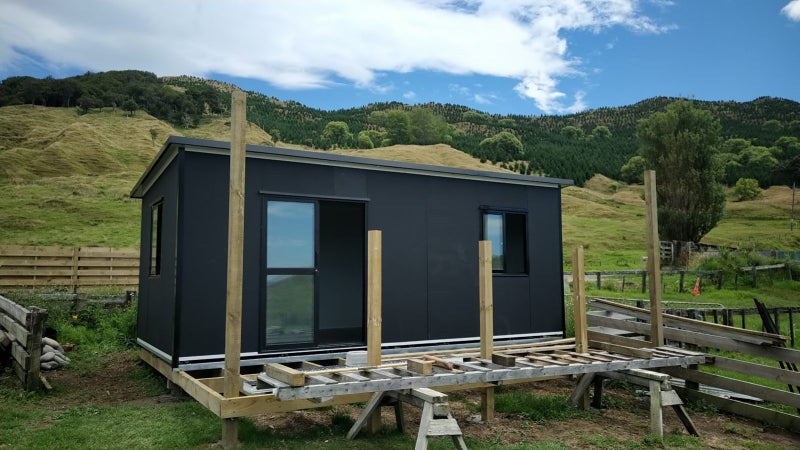 Tiny Home/transportable building/cabin6mx3m Carousel 1