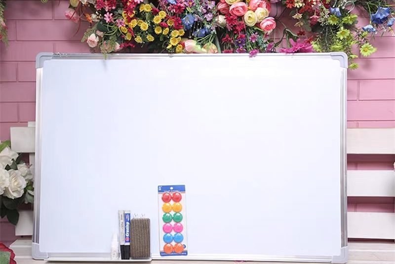 Whiteboard / 45cm x 60cm Brand New Carousel 1