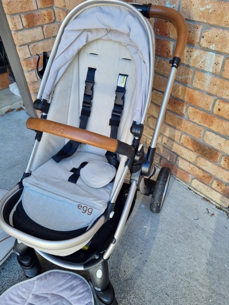 Egg Stroller (Price Reduced!!) Carousel 2