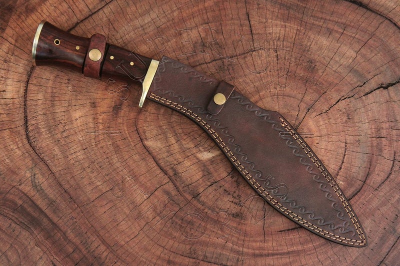 Vega - Khukuri - Damascus Carousel 2