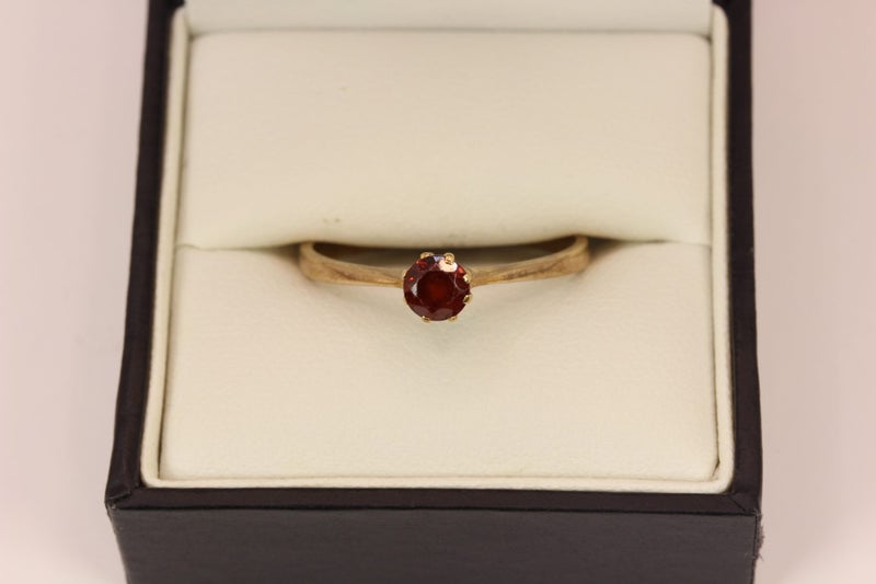 9ct Red Tourmaline ring Carousel 1