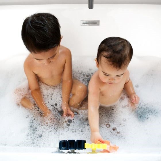Boon Cogs Bath Toy Navy Carousel 2