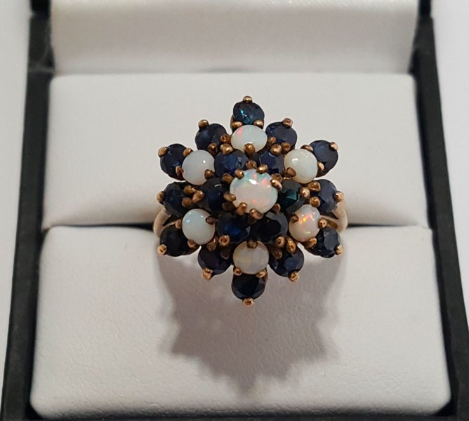 Gorgeous Vintage 9ct Gold 1.5 CT Crystal Opal & Sapphire Cluster Statement Ring Carousel 2