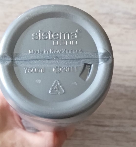 Sistema 750mL drink bottle with Nurofen Branding - New Carousel 4