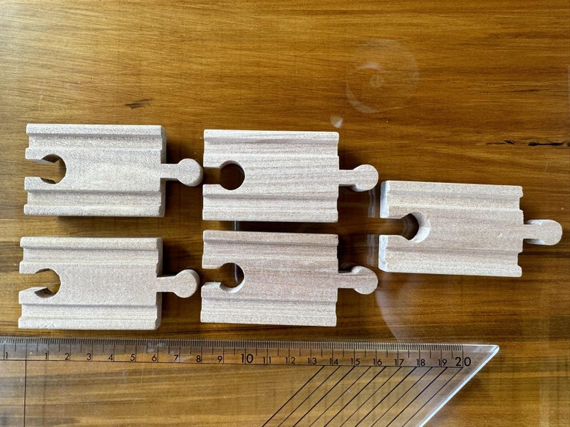 Thomas the Tank Engine Wooden train tracks Carousel 1
