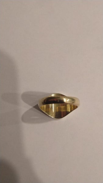 14 ct Gold, solid, handmade Signet ring Carousel 5