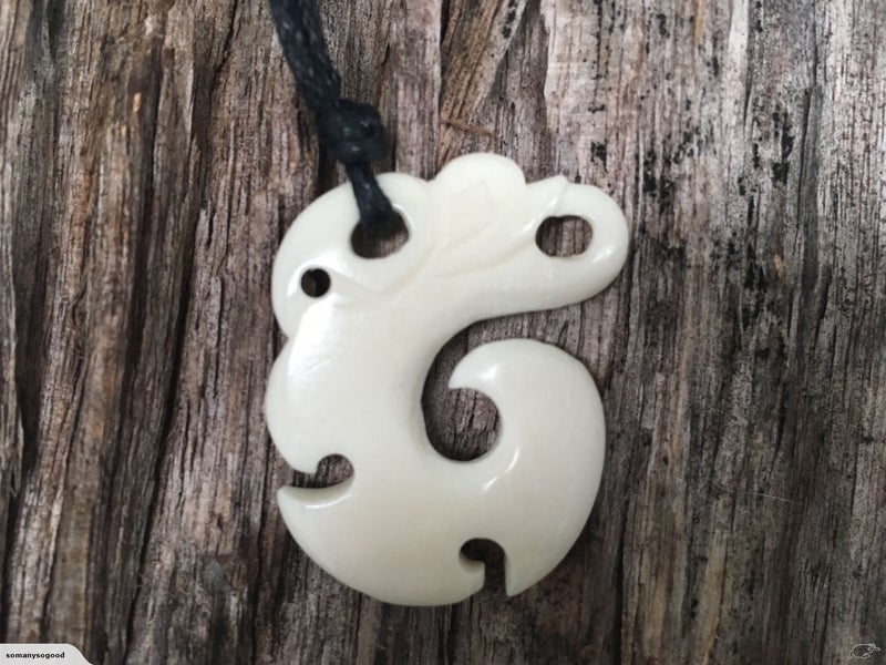 The NZ Classic Bone Carving Carousel 8